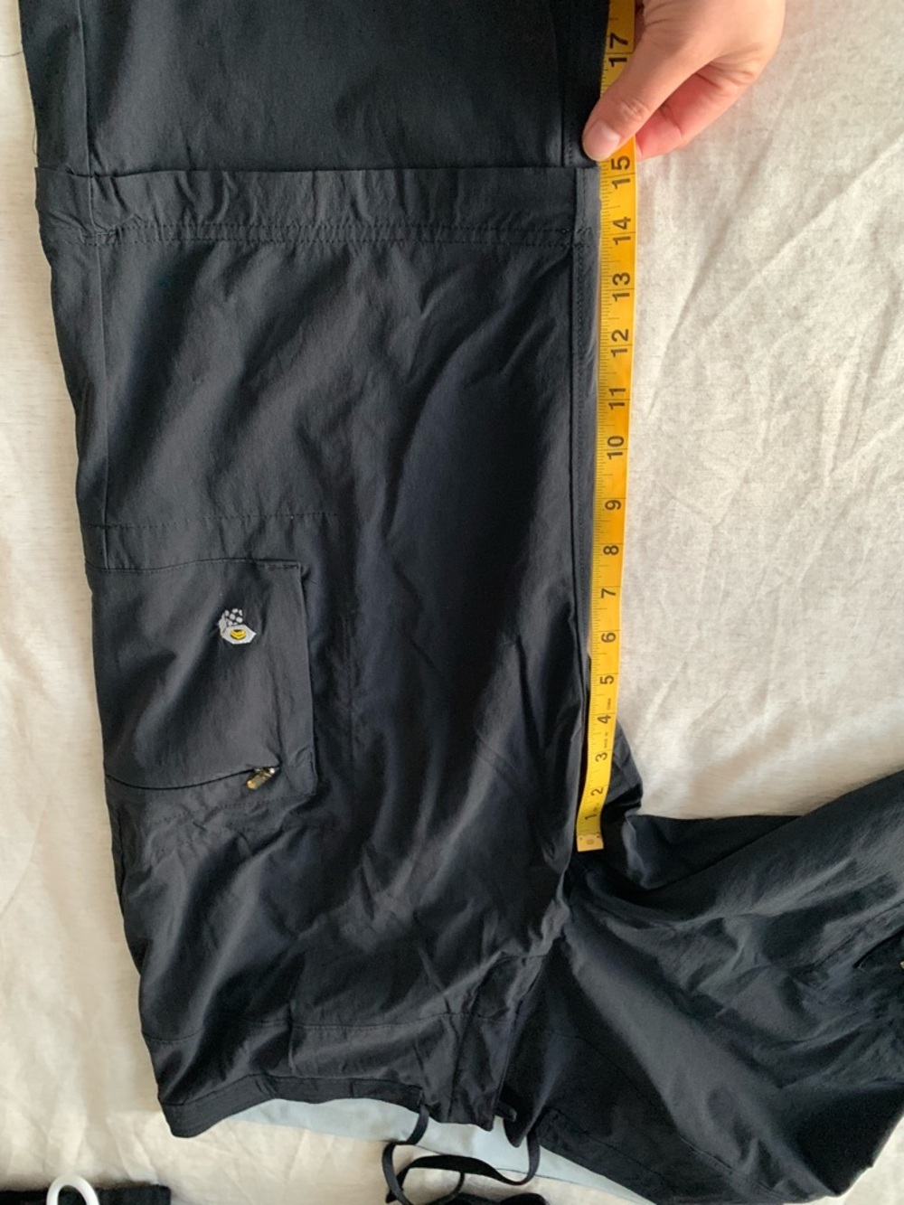 Mountain Hardwear Women's Yuma Convertible Cargo Pants black size 14 for hiking - Picture 11 of 15